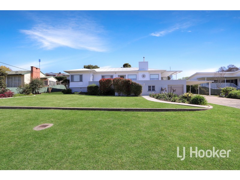 25-27 Gordon Street, Inverell NSW 2360