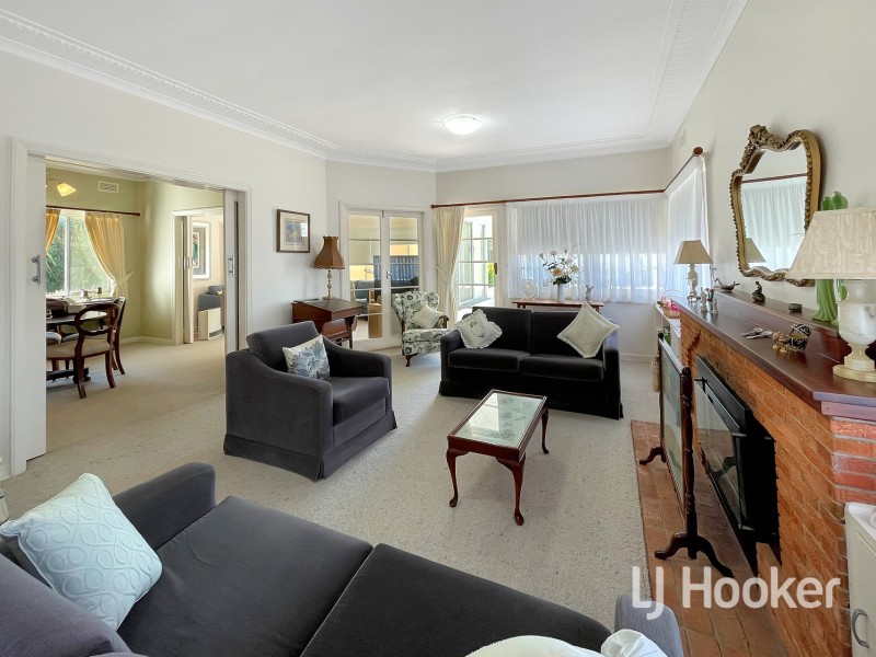 25-27 Gordon Street, Inverell NSW 2360