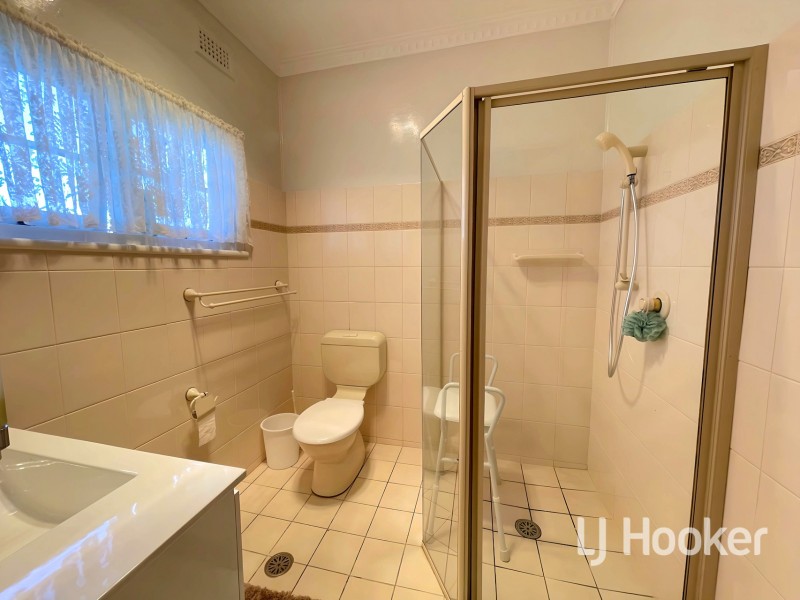25-27 Gordon Street, Inverell NSW 2360