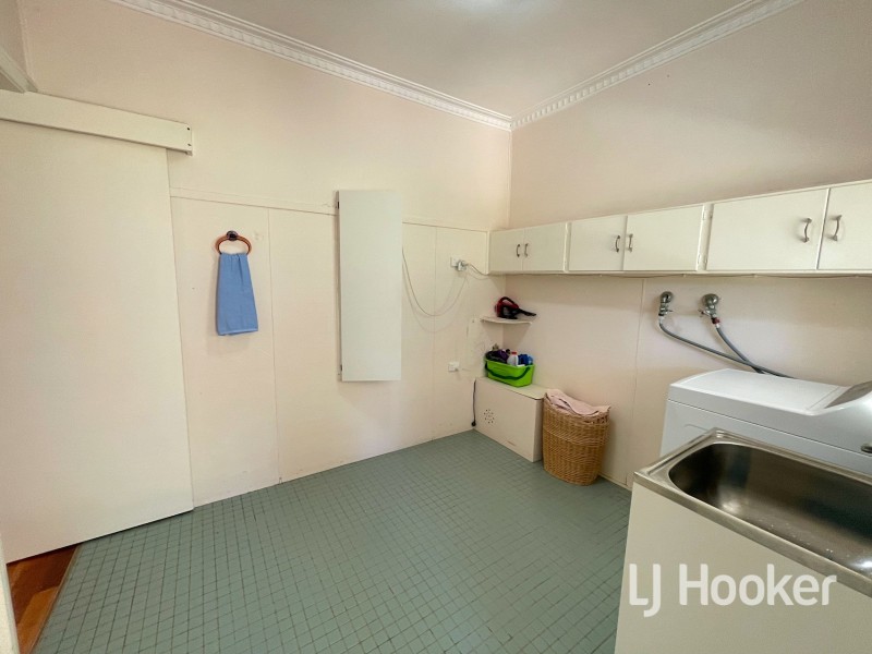 25-27 Gordon Street, Inverell NSW 2360