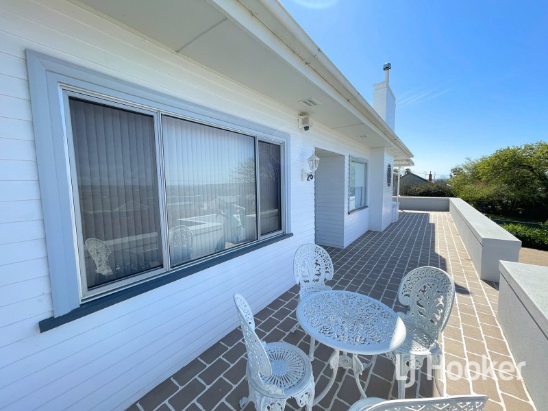 25-27 Gordon Street, Inverell NSW 2360