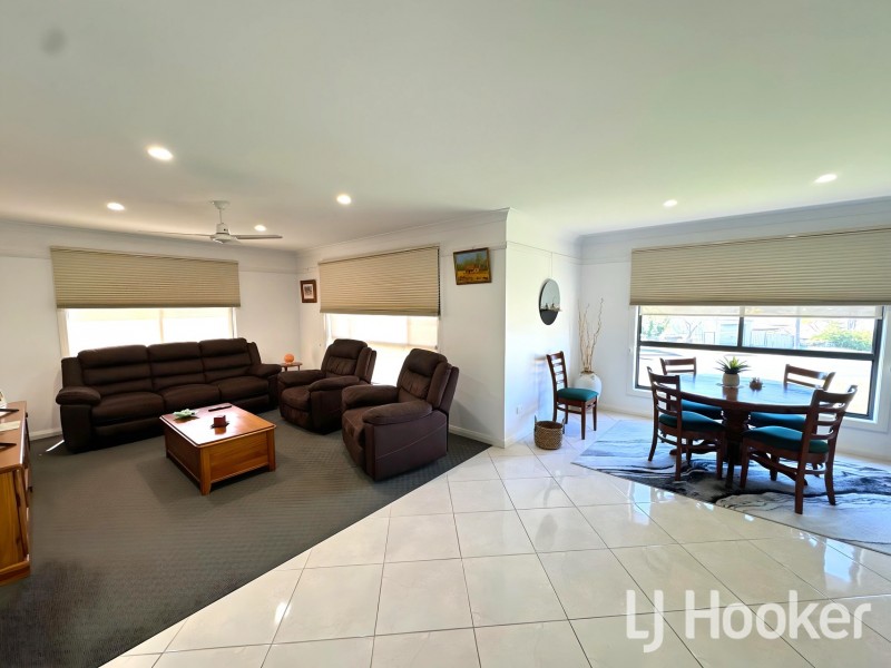 54 Froude Street, Inverell NSW 2360