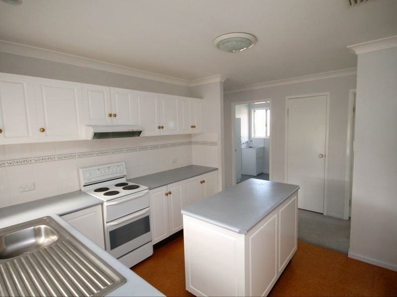 54 Lewin Street, Inverell NSW 2360