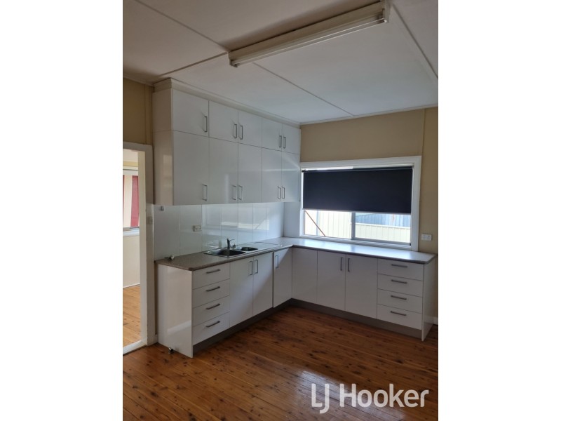 1 Froude Street, Inverell NSW 2360