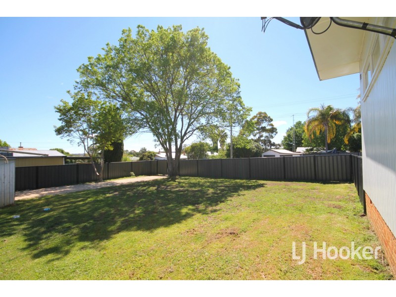 17 Shirley Street, Inverell NSW 2360