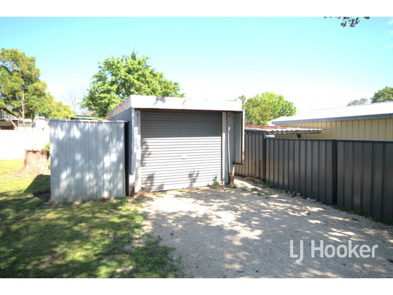 17 Shirley Street, Inverell NSW 2360