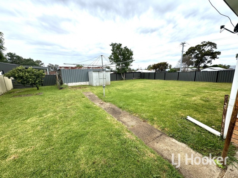 17 Shirley Street, Inverell NSW 2360