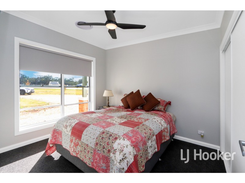 38 Sylvan Drive, Inverell NSW 2360