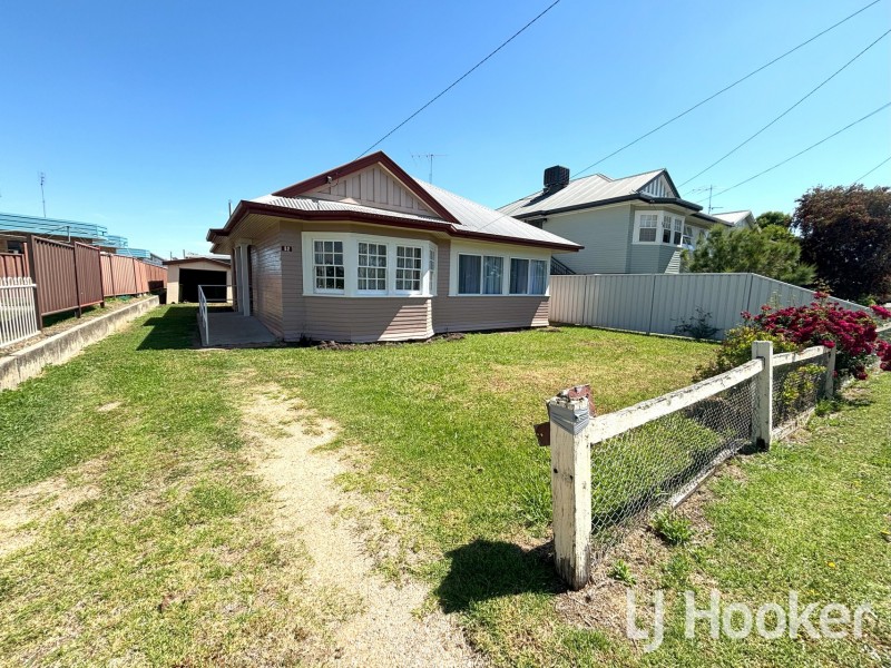 82 Evans Street, Inverell NSW 2360
