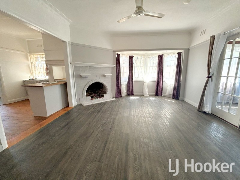 82 Evans Street, Inverell NSW 2360