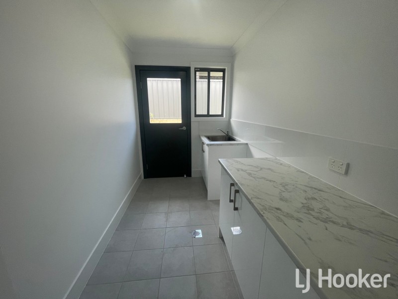 100B Moore Street, Inverell NSW 2360