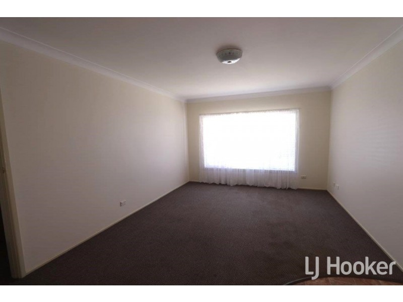 17B Queens Terrace, Inverell NSW 2360