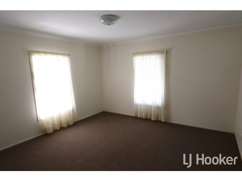17B Queens Terrace, Inverell NSW 2360