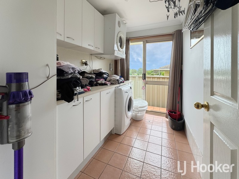 17 Libani Close, Inverell NSW 2360