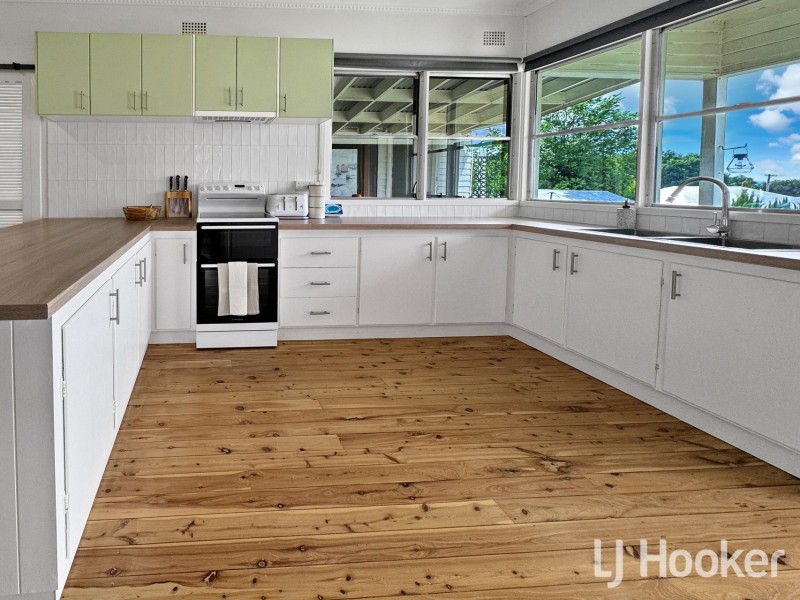 14 Froude Street, Inverell NSW 2360