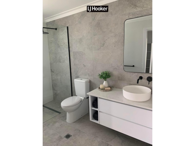 8 Max Place, Inverell NSW 2360