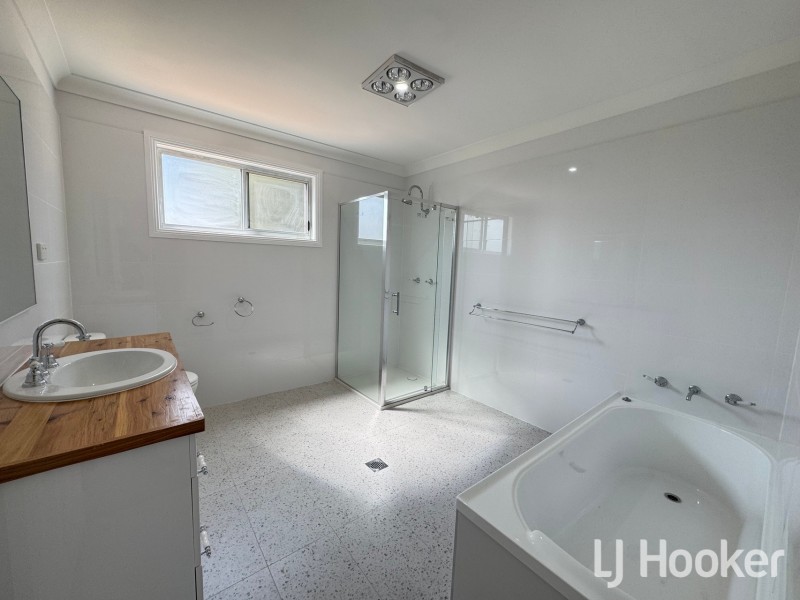 33 Bennett Street, Inverell NSW 2360