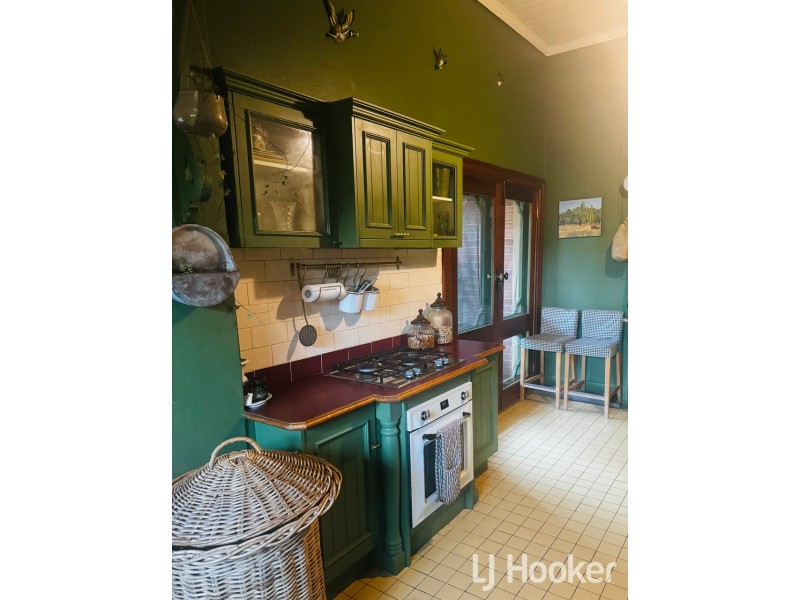 24 High Street, Inverell NSW 2360