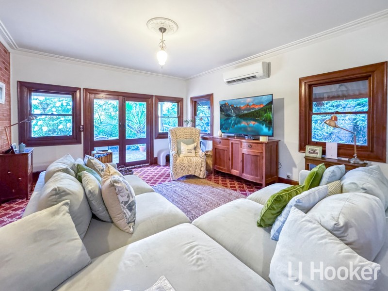 24 High Street, Inverell NSW 2360