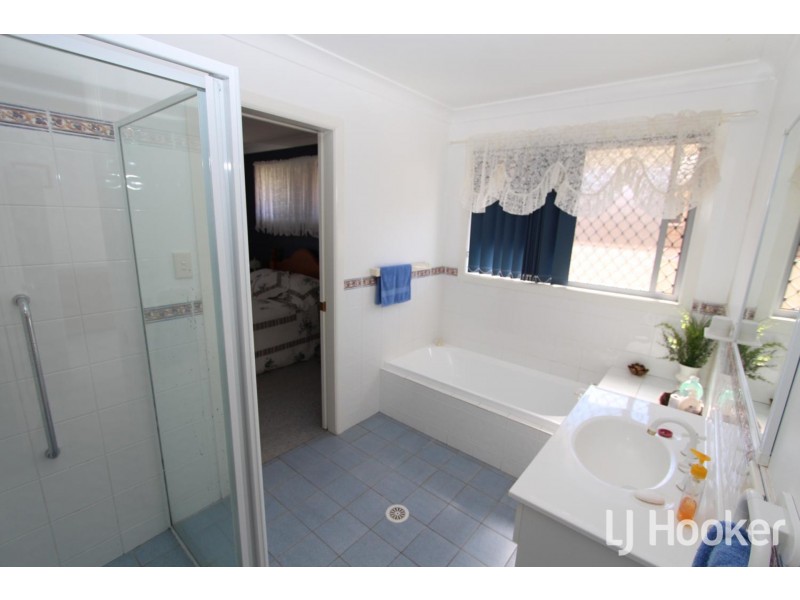 13 Brownleigh Vale Drive, Inverell NSW 2360