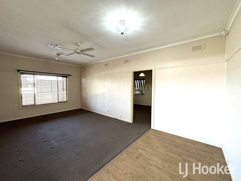 54 Lang Street, Inverell NSW 2360