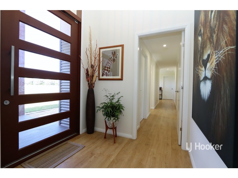 47 Talbragar Close, Inverell NSW 2360