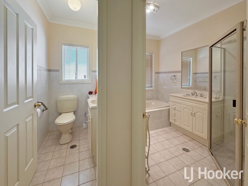 38 Hampton Court, Inverell NSW 2360