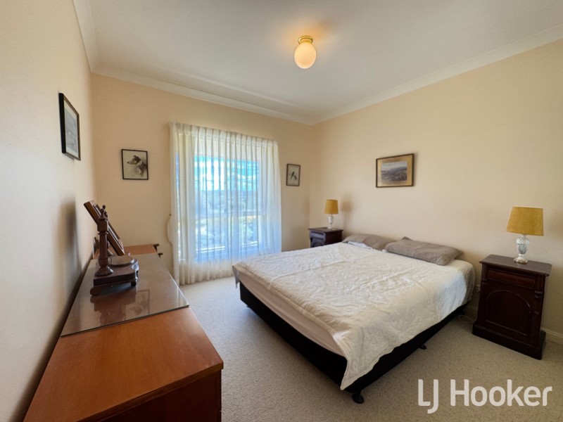 38 Hampton Court, Inverell NSW 2360