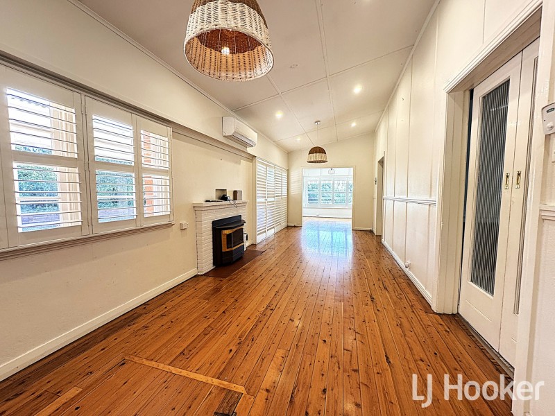 21 Brae Street, Inverell NSW 2360