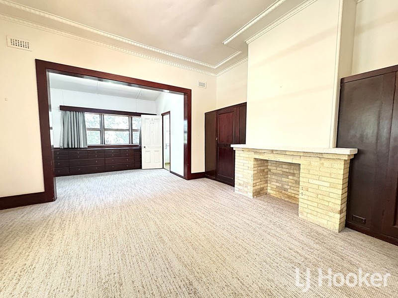 21 Brae Street, Inverell NSW 2360