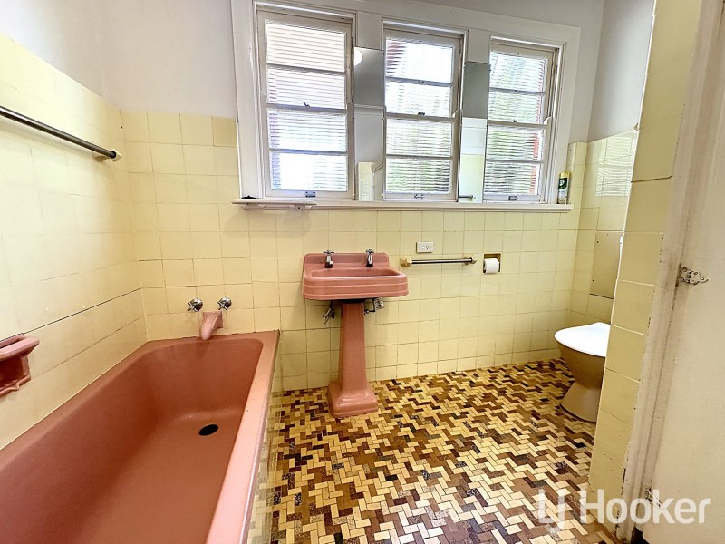 21 Brae Street, Inverell NSW 2360