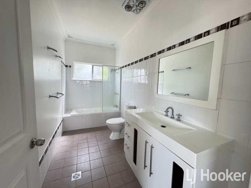 6 Auburn Vale Road, Inverell NSW 2360