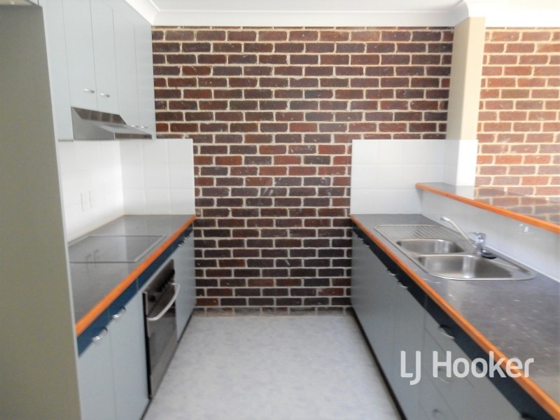 2/34 Ross Street, Inverell NSW 2360