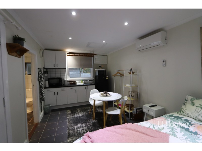 6 Rosslyn Street, Inverell NSW 2360