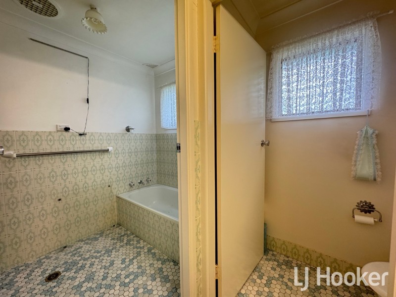 11 Vernon Street, Inverell NSW 2360