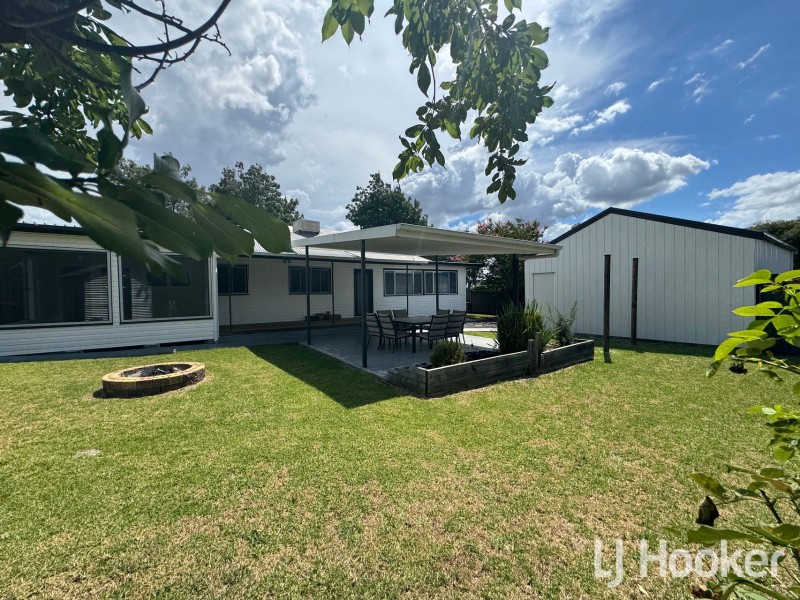 102 Lawrence Street, Inverell NSW 2360