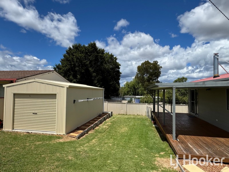 19 Moore Street, Inverell NSW 2360