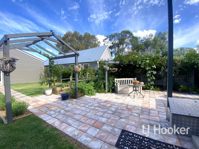 37 Brae Street, Inverell NSW 2360