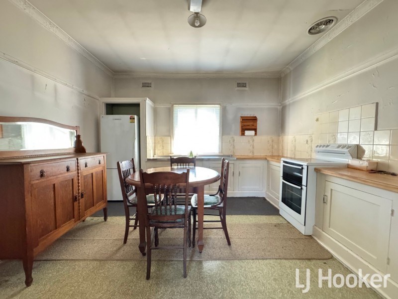 33 Clive Street, Inverell NSW 2360