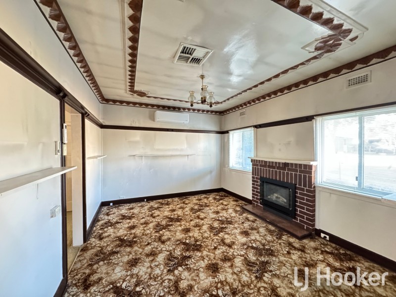 33 Clive Street, Inverell NSW 2360