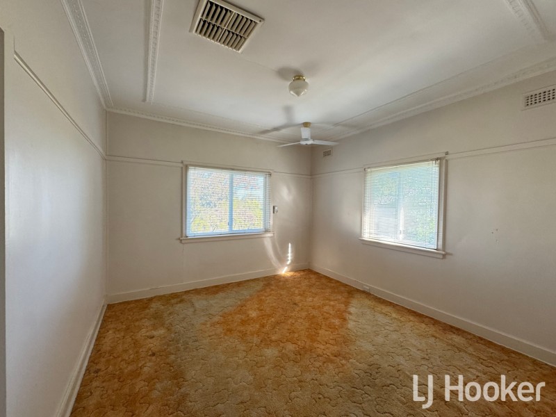 33 Clive Street, Inverell NSW 2360
