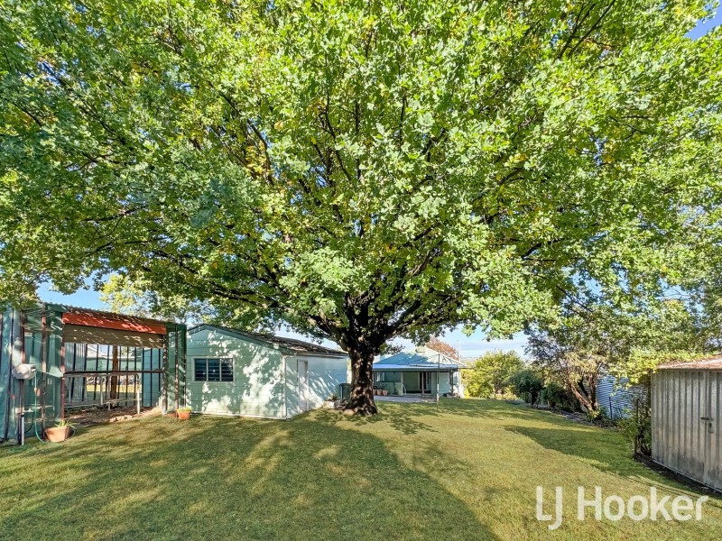 33 Clive Street, Inverell NSW 2360