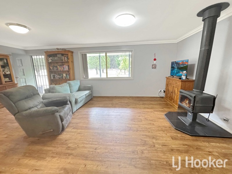 27 Airport Road, Gilgai NSW 2360