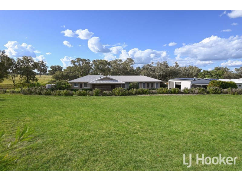 1 Rosella Place, Inverell NSW 2360