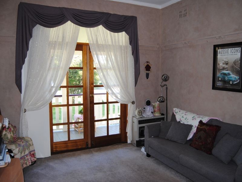 14 Chisholm Street, Inverell NSW 2360