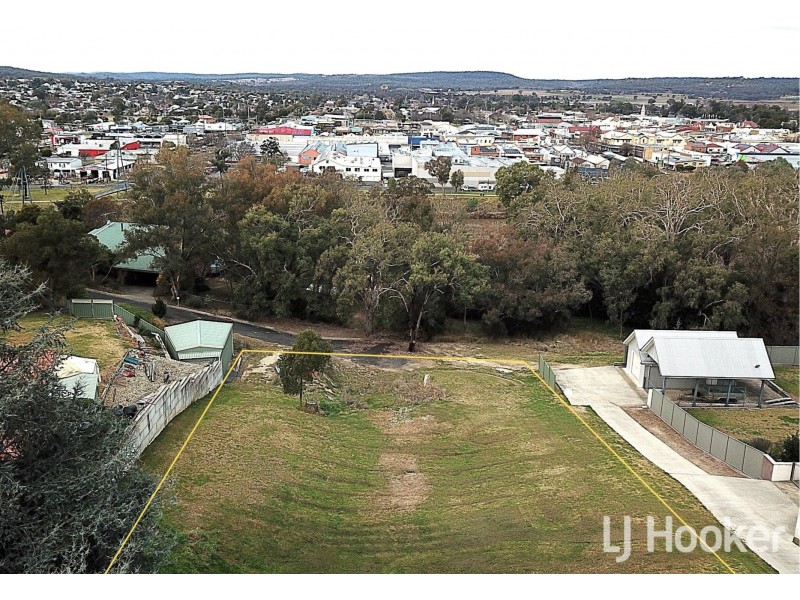 10-12 Cloonan Terrace, Inverell NSW 2360