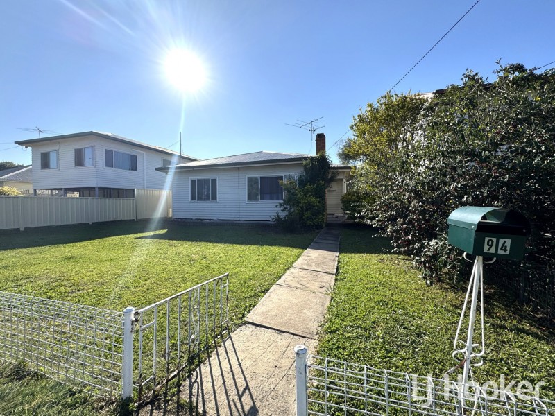 94 Evans Street, Inverell NSW 2360