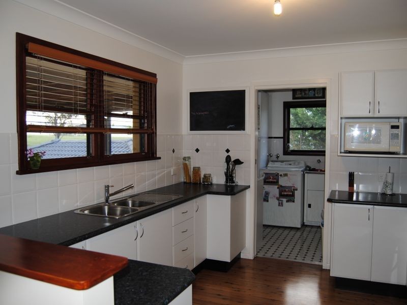 34 Vernon Street, Inverell NSW 2360