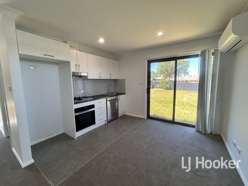 2/67 Mather Street, Inverell NSW 2360