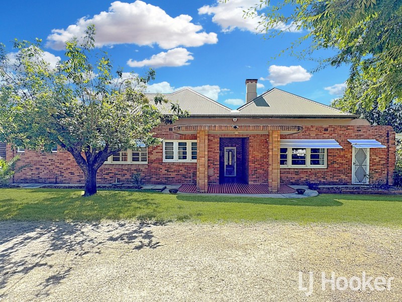Twenty One Brae Street, Inverell NSW 2360